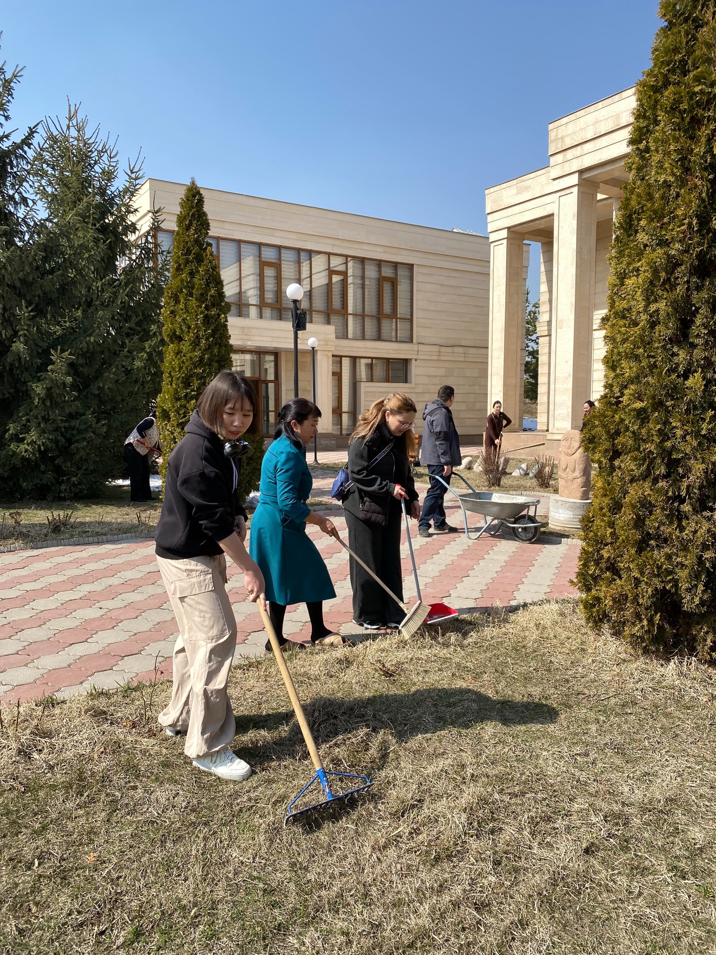 2026 жылдың 11 сәуір күні Алматы облысы, Қарасай ауданы, Райымбек ауылдық округіндегі...